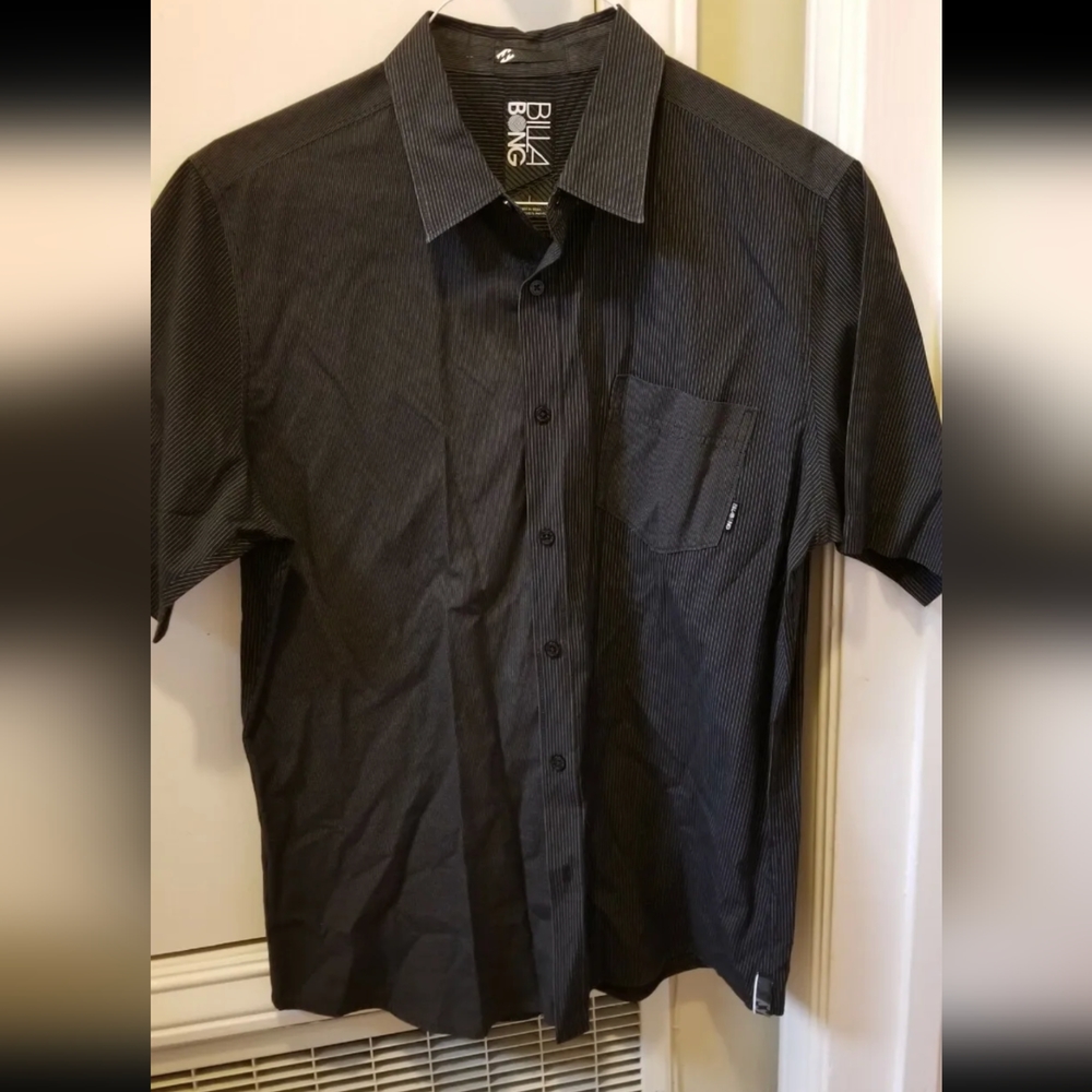 Billabong Short Sleeve Button Down Shirt Mens Sz L striped